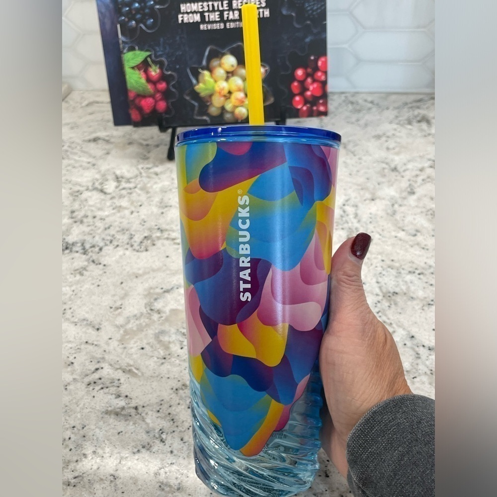 Starbucks 2024 Summer Blue Gradient Spiral Swirl Petal Glass Tumbler. NWT. Glass